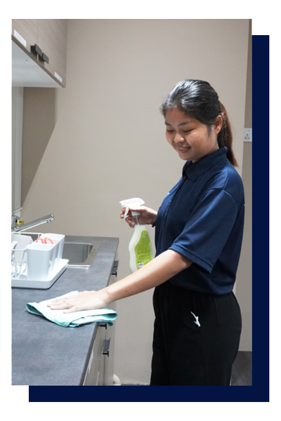 Kitchen Cleaning 1 400x600 